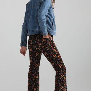 Wrangler | Women's Fierce Flare Floral Print Jean in Black Cord